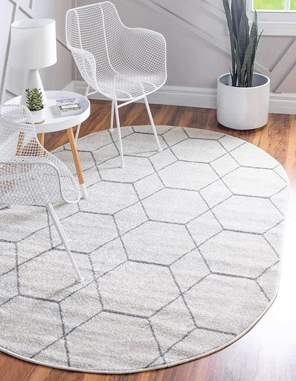 Unique Loom Trellis Frieze Collection Area Rug - Geometric (7' 10" x 10' Oval, Ivory/ Gray)