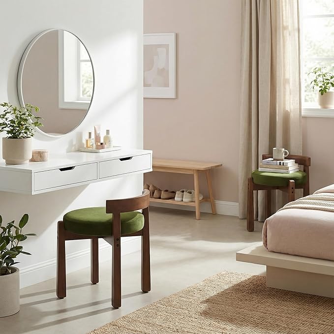 HNY Velvet Makeup Vanity in Vintage Green: Compact Round Ottoman Chair with Wooden Legs, Perfect for Small Spaces Like Entryway, Cloakroom & Boudoir