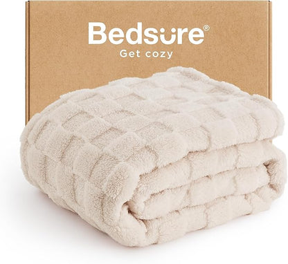 Bedsure GentleSoft Light Beige Throw Blanket for Couch - Checkered Fleece Blankets Gifts for Women Men Girls, Cute Soft Cozy Throw for Bedroom Home Decor Gifts, 50x60 Inches