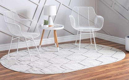 Unique Loom Trellis Frieze Collection Area Rug - Geometric (5' x 8' Oval, Ivory/ Gray)
