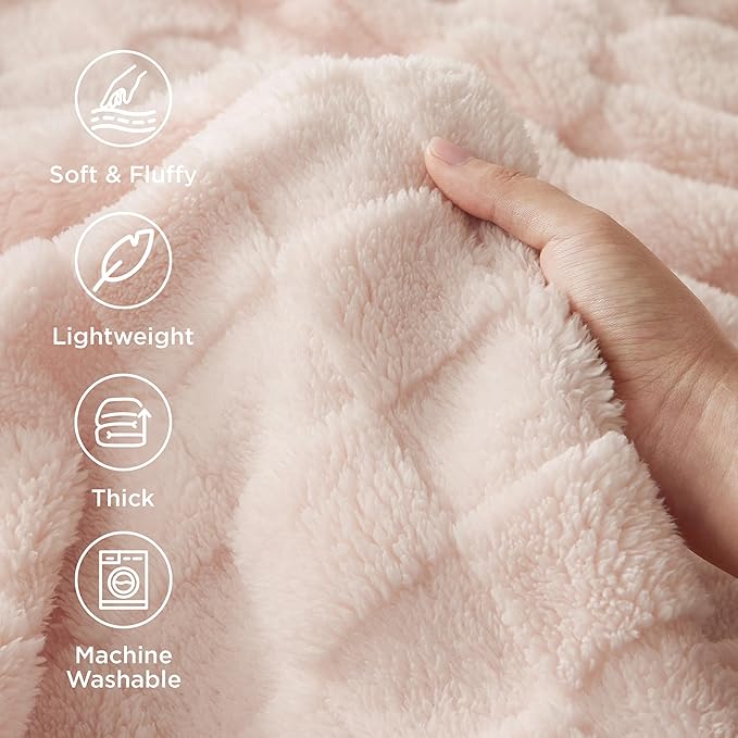 Bedsure GentleSoft King Size Blanket for Bed - Super Soft Cozy Blankets for Women Men Girls, Large Fuzzy Fleece Throw for Bedroom Decor, Light Pink,108x90 Inches
