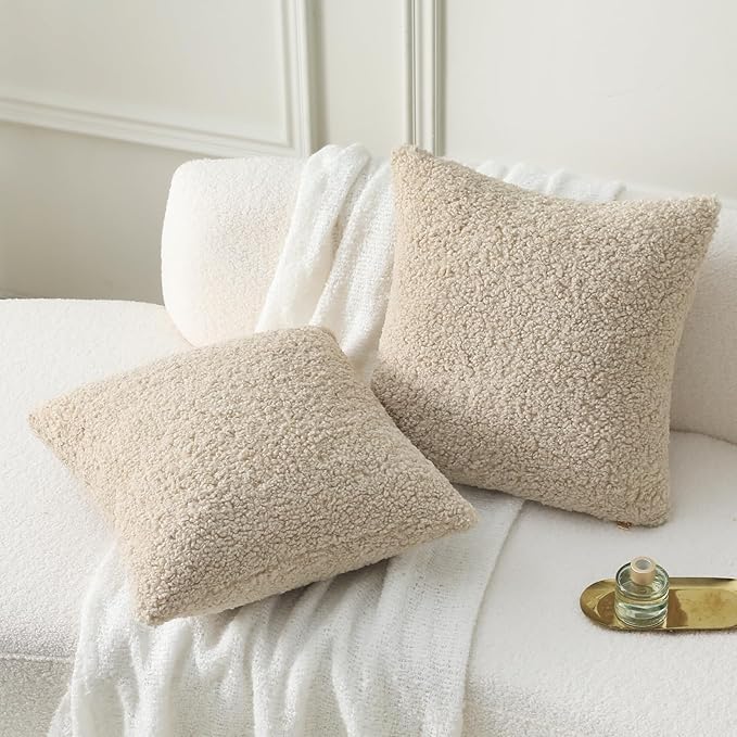FUTEI Beige Throw Pillow Covers 20x20 Inch Set of 2,Furry Faux Fur Teddy Boucle Textured Cushion Covers,Soft Fluffy Decorative Pillow Case,Home Decor for Couch Bed Living Room Office Car