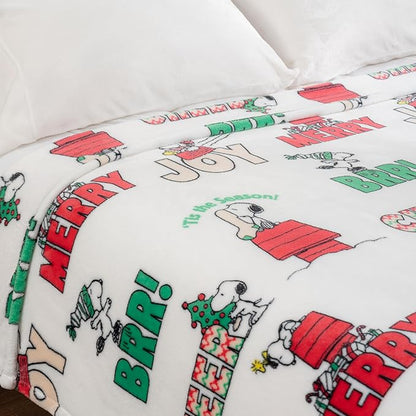 Berkshire Blanket Peanuts® VelvetLoft® Cute Character Snoopy Plush Blanket,Christmas Snowy Scene,Twin 60 in x 90 in (Official Peanuts® Product)
