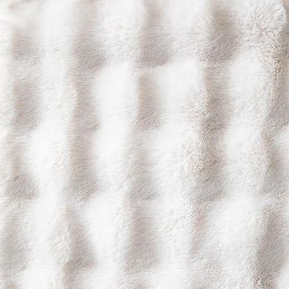 Pack of 2 Thick Plush Throw Pillow Covers Fluffy Wave Faux Fur Decorative Cushion Covers Soft Wool Pillowcase for Sofa Couch Livingroom 16x16 Inch White