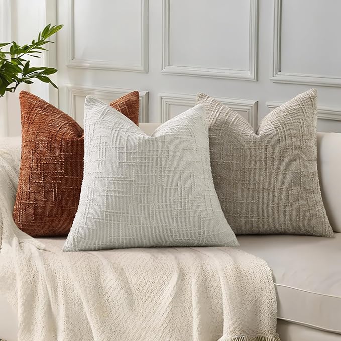 decorUhome Light Brown Chenille Throw Pillow Covers 22x22 Set of 2 Thick Textured Slubby Couch Pillow Covers Farmhouse Accent Modern Neutral Decorative Pillow Cases for Bed Sofa Living Room