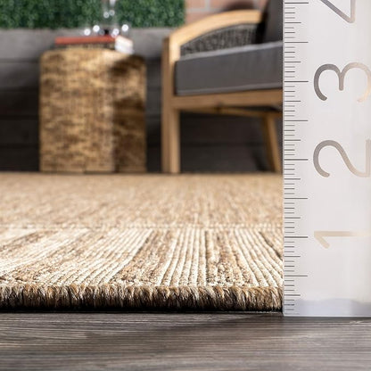 nuLOOM 4' x 6' Outdoor Area Rug, Casual Design With Striped Border, Stain Resistant, Highly Durable, For Patio, Balcony, Bedroom, Living Room, Dining Room, Bathroom, Light Brown