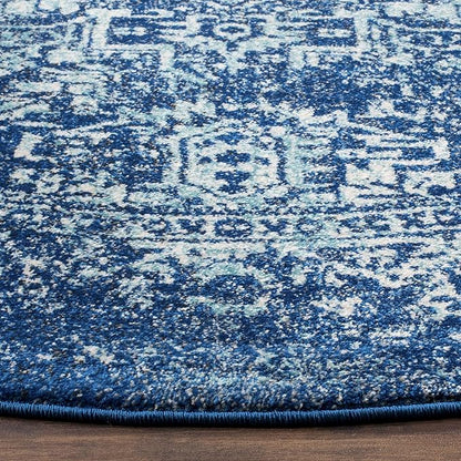 SAFAVIEH Evoke Collection Area Rug - 9' Round, Navy & Ivory, Distressed Design, Non-Shedding & Easy to Clean, Ideal for Living Room, Bedroom, Dining Space (EVK256A)