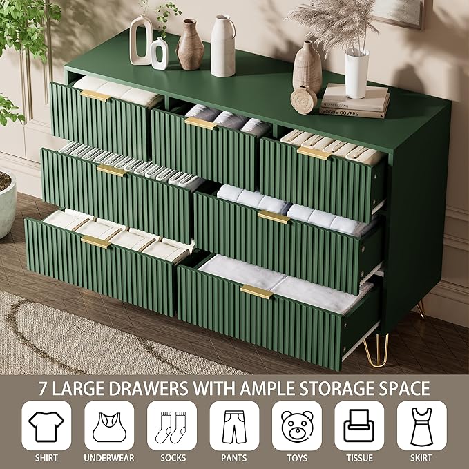 Dresser for Bedroom, Fluted Modern Dresser with Gold Pulls and 7 Drawers, 15.7" D x 47.2" W x 31.4" H, Green