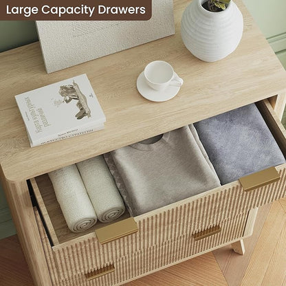 Fluted 5 Drawer Dresser, Tall Dresser with Deep Drawers, Wood Chest of Drawers for Bedroom, Modern Tall Chest Storage Organizer, Natural Finish for Hallway, Entryway, Living Room (Oak)