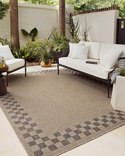 Loloi Chris Loves Julia Providence Collection PRC-01 Natural/Charcoal 8'-6" x 12', .12" Pile Height, Indoor/Outdoor Area Rug