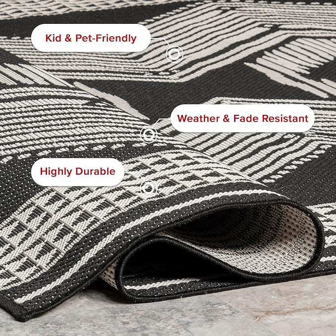 nuLOOM 6' 7" x 9' Outdoor Tribal Geometric Area Rug, Stain Resistant, Weather Resistant, High Traffic, Patio, Balcony, Outside, Ranya Black