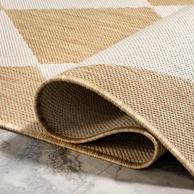 nuLOOM 4' x 6' Outdoor Performance Area Rug, Stain Resistant, Weather Resistant, High Traffic, Patio, Balcony, Outside, Sabina Tan
