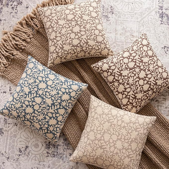 Foindtower Set of 2 Decorative Neutral Floral Throw Pillow Covers Accent Farmhouse Cushion Covers Boho Vintage Pillowcase for Couch Sofa Bedroom Living Room Home Decor,20×20 Inch,Dusty Blue