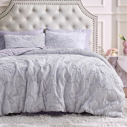 Bedsure Twin Size Comforter Set, Light Purple Boho Tufted Bed Set, 3D Puffy Jacquard Bedding Twin Size, 2 Pieces, 1 Farmhouse Shabby Chic Embroidery Comforter with Bow Pattern & 1 Pillow Case
