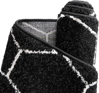 Unique Loom Trellis Frieze Collection Area Rug - Geometric (2' x 6' 1" Runner, Black/ Ivory)