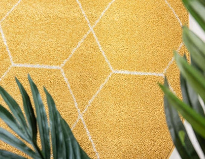 Unique Loom Trellis Frieze Collection Area Rug - Geometric (5' Octagon, Yellow/ Ivory)