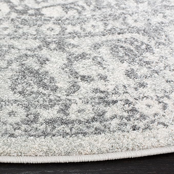 SAFAVIEH Evoke Collection Area Rug - 8' Round, Ivory & Grey, Distressed Design, Non-Shedding & Easy to Clean, Ideal for Living Room, Bedroom, Dining Space (EVK256F)