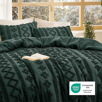 Bedsure Tufted Boho Comforter Set King Size - Dark Green Boho Bed Set, GentleSoft™ 3 Pieces Farmhouse Shabby Chic Embroidery Bedding, Gifts for Woman, Soft Jacquard King Comforter for All Seasons