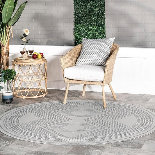 nuLOOM 8' Round Outdoor Tribal Geometric Area Rug, Stain Resistant, Weather Resistant, High Traffic, Patio, Balcony, Outside, Ranya Light Grey