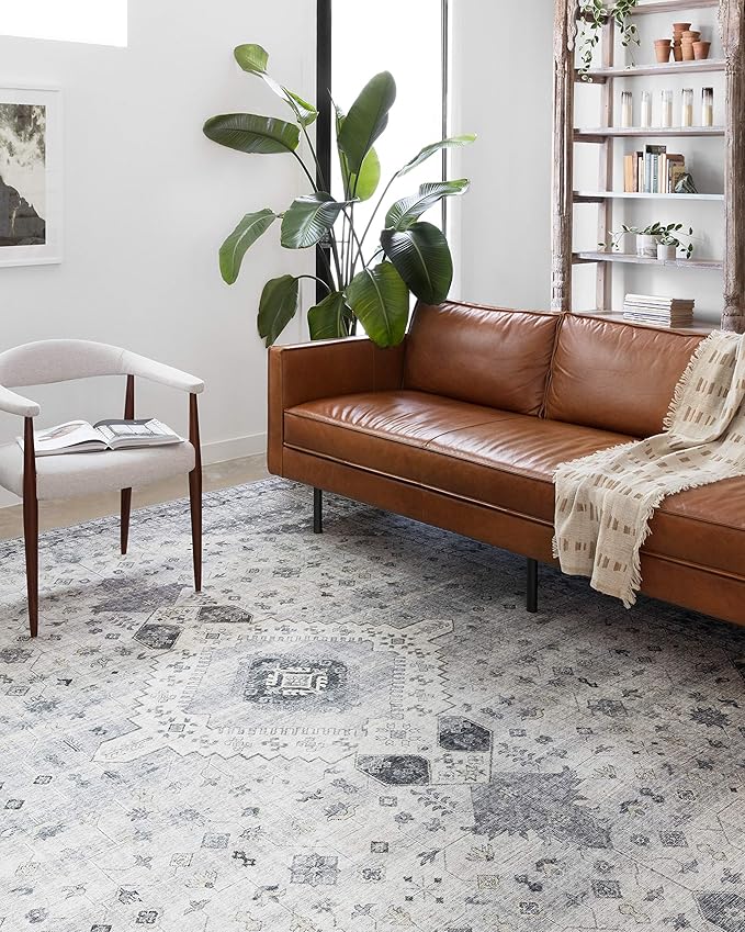Loloi Skye Collection SKY-02 Silver/Grey 2'-0" x 5'-0" Accent Rug