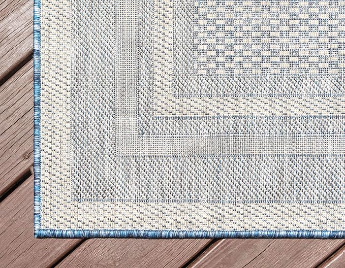 Unique Loom Outdoor Border Collection Area Rug - Soft Border (7' 1" x 10' Rectangle, Blue/ Ivory)
