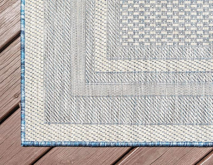 Unique Loom Outdoor Border Collection Area Rug - Soft Border (7' 1" x 10' Rectangle, Blue/ Ivory)