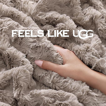 UGG Faux Fur Twin Size Blanket, Double-Sided Warm Cozy Blanket, Extra Large Throw for Sofa, Washable Bedding for Twin XL Size Bed, Cute Room Decor, 66" x 90", Oyster Brown (Adalee)
