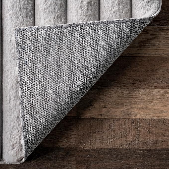 nuLOOM 3'9" x 6' Cozy Plush Area Rug, Machine Washable, Non-Slip, Soft Fluffy Shag Carpet for Living Room Bedroom Kids Room Nursery Home Decor, Kai Silver
