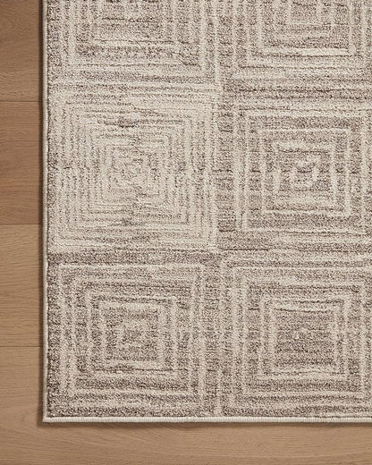 Loloi Darby Collection DAR-05 Beige/Grey 2'-7" x 10'-0" Runner Rug