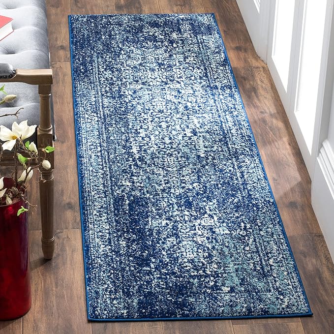 SAFAVIEH Evoke Collection Runner Rug - 2'2" x 7', Navy & Ivory, Distressed Design, Non-Shedding & Easy to Clean, Ideal for Foyer, Bedroom, Kitchen, Hallway (EVK256A)