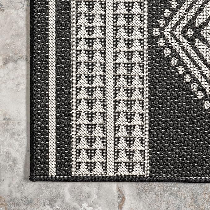 nuLOOM 6' 7" x 9' Outdoor Tribal Geometric Area Rug, Stain Resistant, Weather Resistant, High Traffic, Patio, Balcony, Outside, Ranya Black