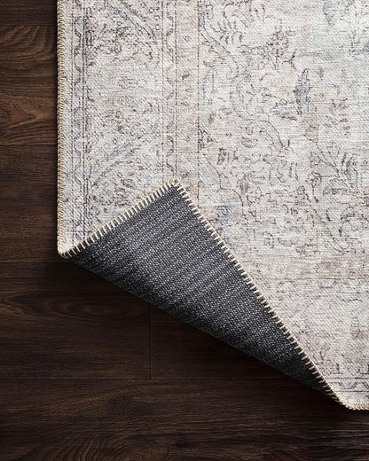 Loloi Loren Collection LQ-04 Silver/Slate 5'-0" x 7'-6" Area Rug