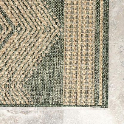 nuLOOM 8' x 10' Outdoor Tribal Geometric Area Rug, Stain Resistant, Weather Resistant, High Traffic, Patio, Balcony, Outside, Ranya Green