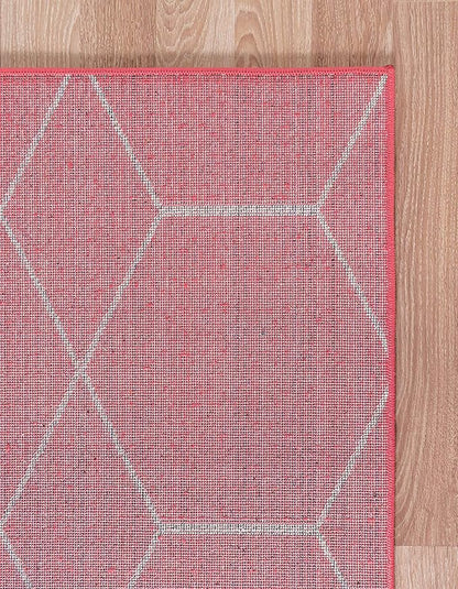Unique Loom Trellis Frieze Collection Area Rug - Geometric (4' 1" x 6' 1" Rectangle Pink/Ivory)
