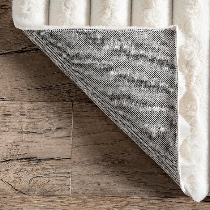 nuLOOM 5' x 8' Cozy Plush Area Rug, Machine Washable, Non-Slip, Soft Fluffy Shag Carpet for Living Room Bedroom Kids Room Nursery Home Decor, Kai White