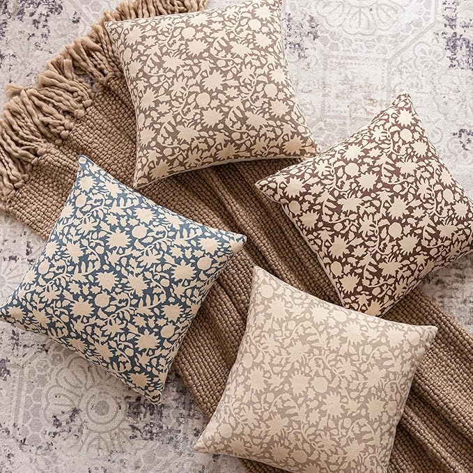 Foindtower Set of 2 Decorative Long Body Lumbar Throw Pillow Covers Accent Farmhouse Cushion Covers Floral Vintage Pillowcase for Couch Sofa Bedroom Living Room Home Decor,14×36 Inch,Brown