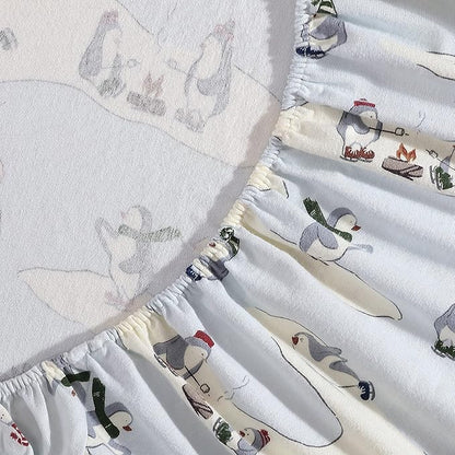 Eddie Bauer - Flannel Sheets Kingsize, Anti-Pilling & Wrinkle Resistant Cotton, Touchably Soft for All-Season Comfort - Bed Sheets with Matching Pillowcase & Fitted Sheet (Skating Penguin)
